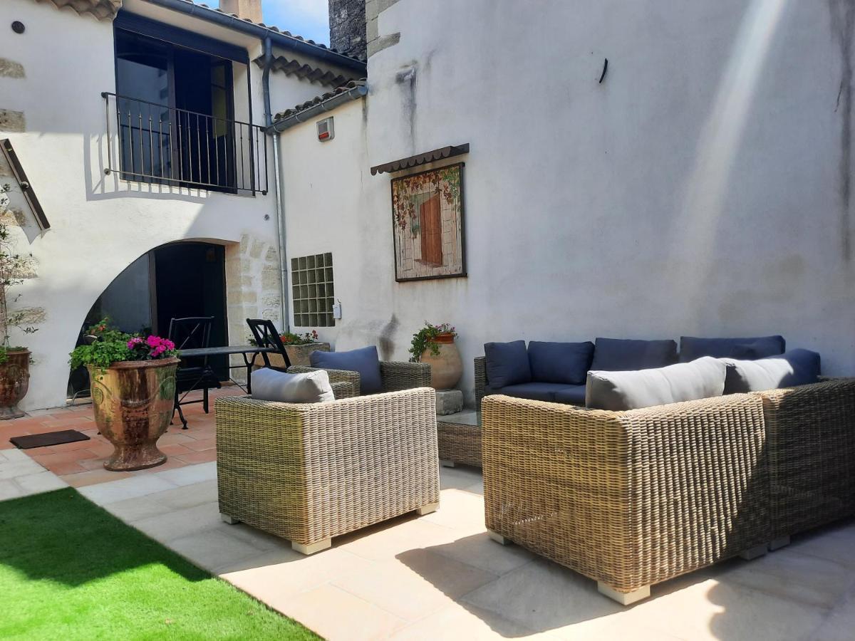 Mas" La Maison De Mon Pere " Proche Avignon A Pujaut Exteriör bild